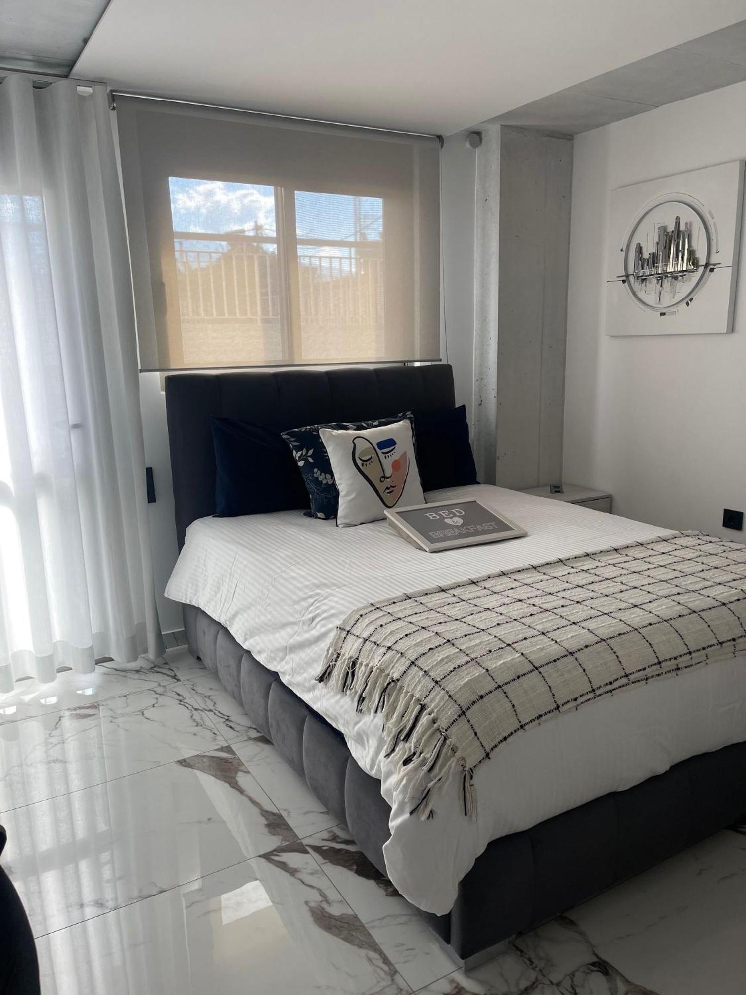 Sea View Apartment باترا المظهر الخارجي الصورة
