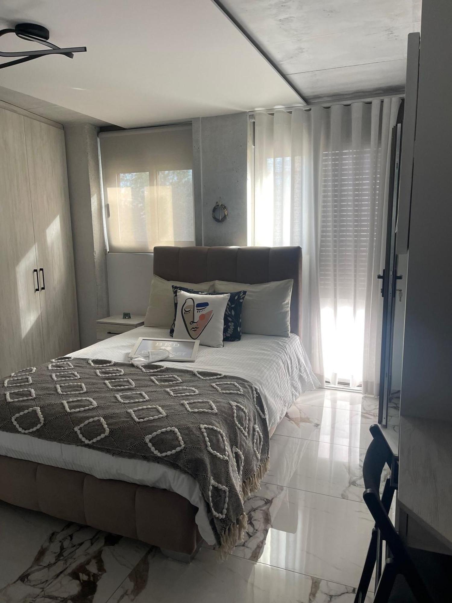 Sea View Apartment باترا المظهر الخارجي الصورة